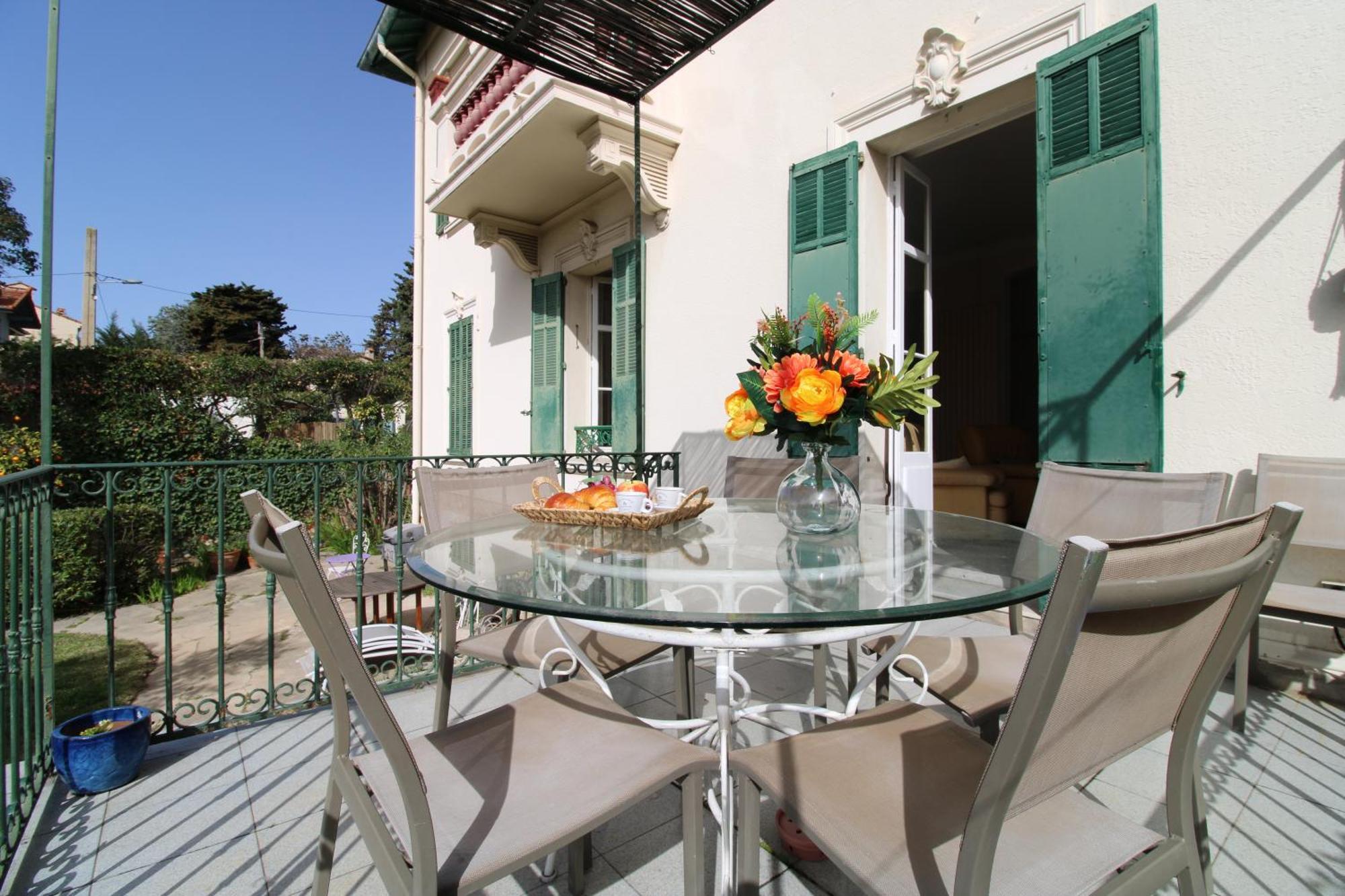 Villa Cottage Reine, Rc Jardin Канны Экстерьер фото